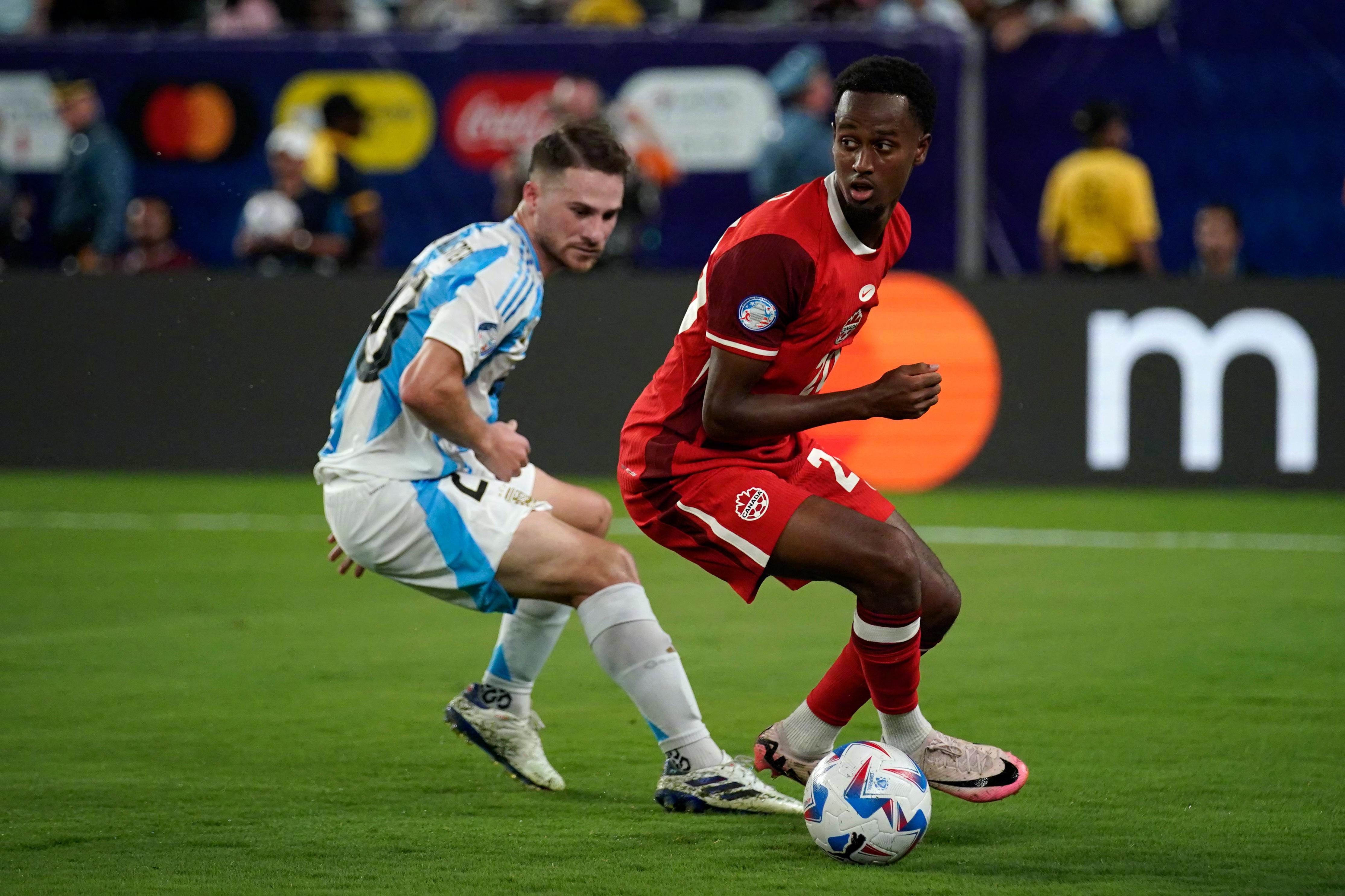 美洲杯热度飙升，网友热议不断