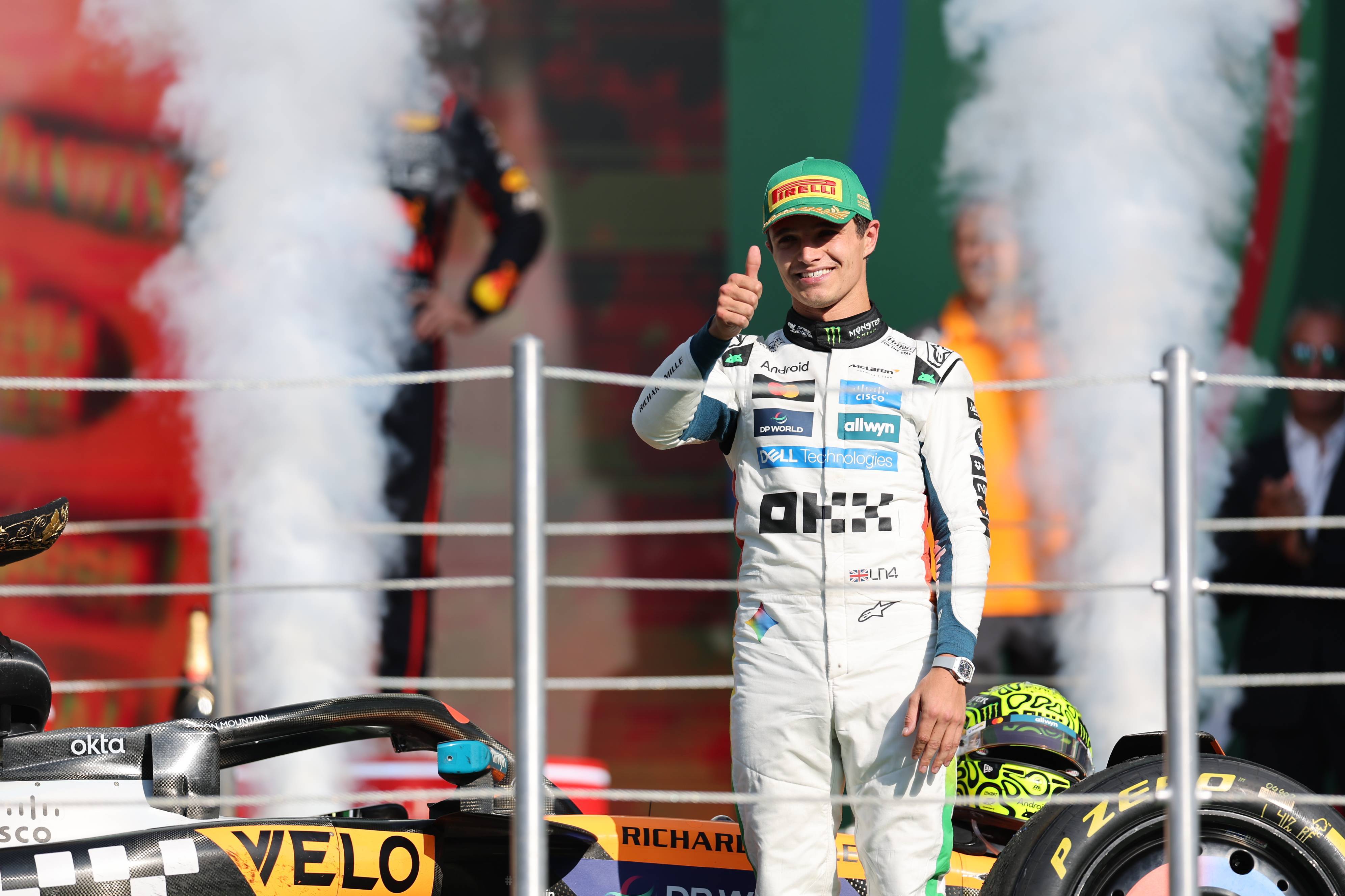 迈凯伦绝杀红牛车队，诺里斯关键制胜