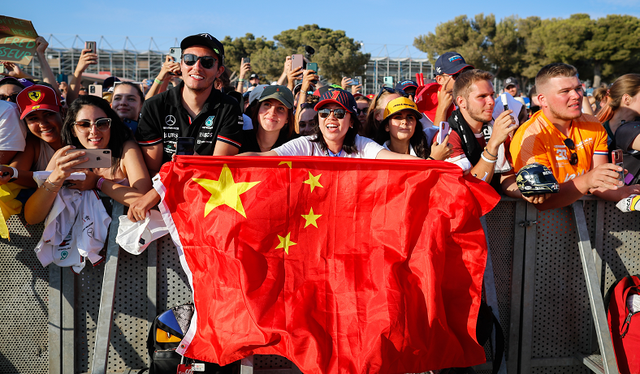 红牛二队逆转哈斯车队，周冠宇扛起全队