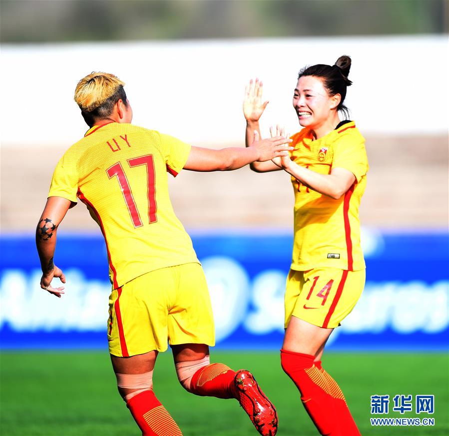 中国队逆转丹麦队，黄鸭组合点燃赛场