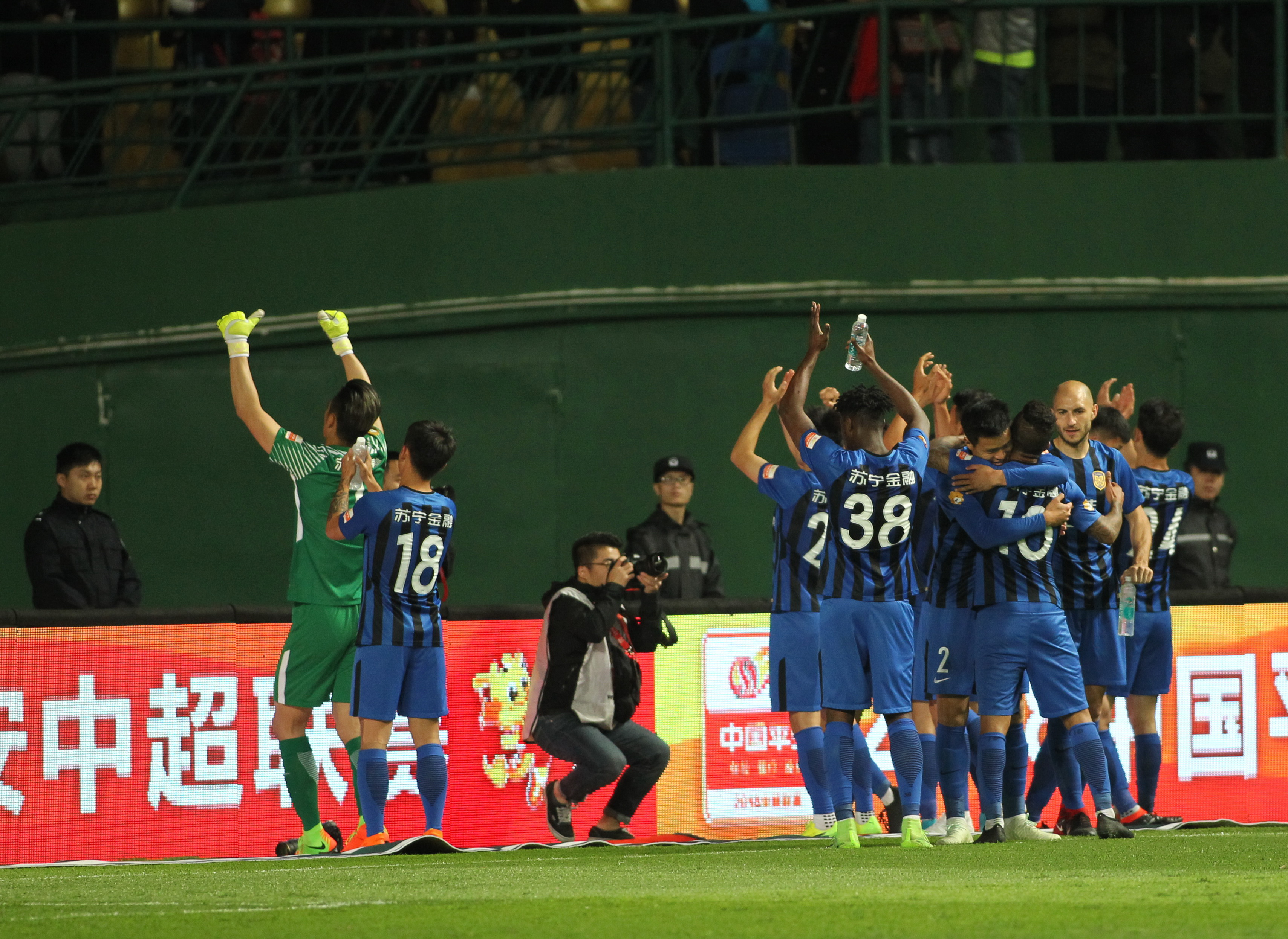 江苏苏宁夺取胜利，积分榜上升