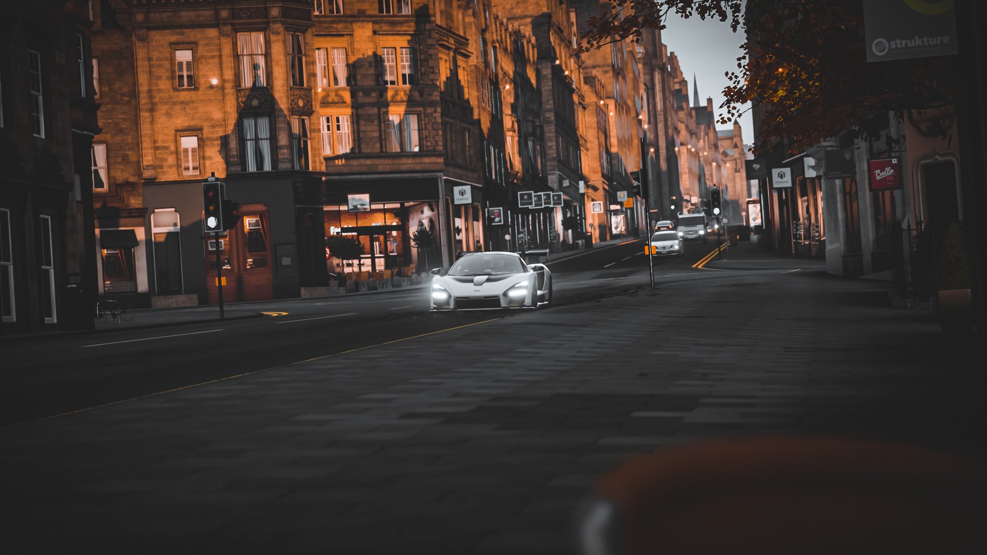 引擎轰鸣与三分弧线，当F1街道赛之夜遇见库里时刻