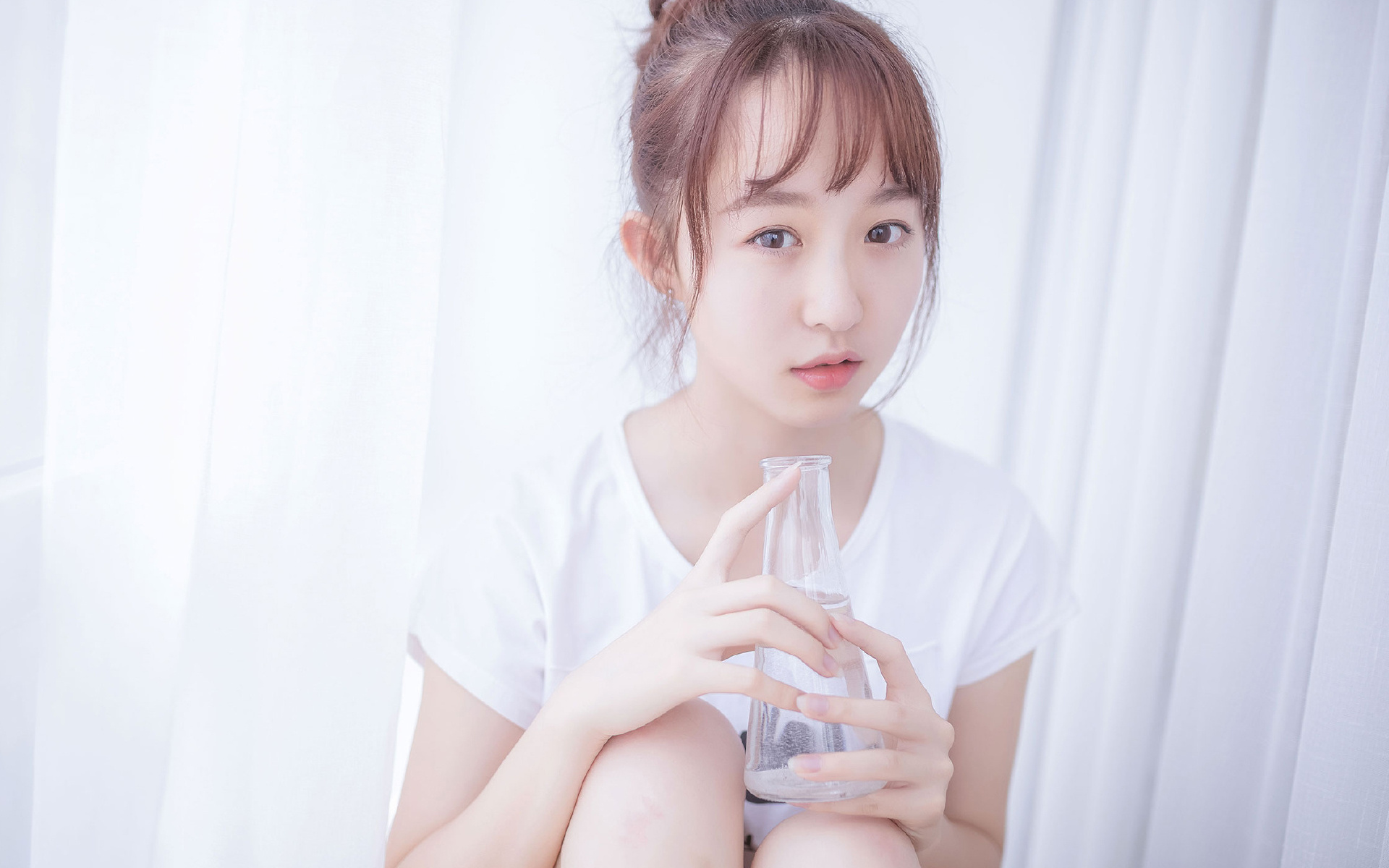 英超争冠烽火连天，毕尔巴鄂战术压制突尼斯风暴