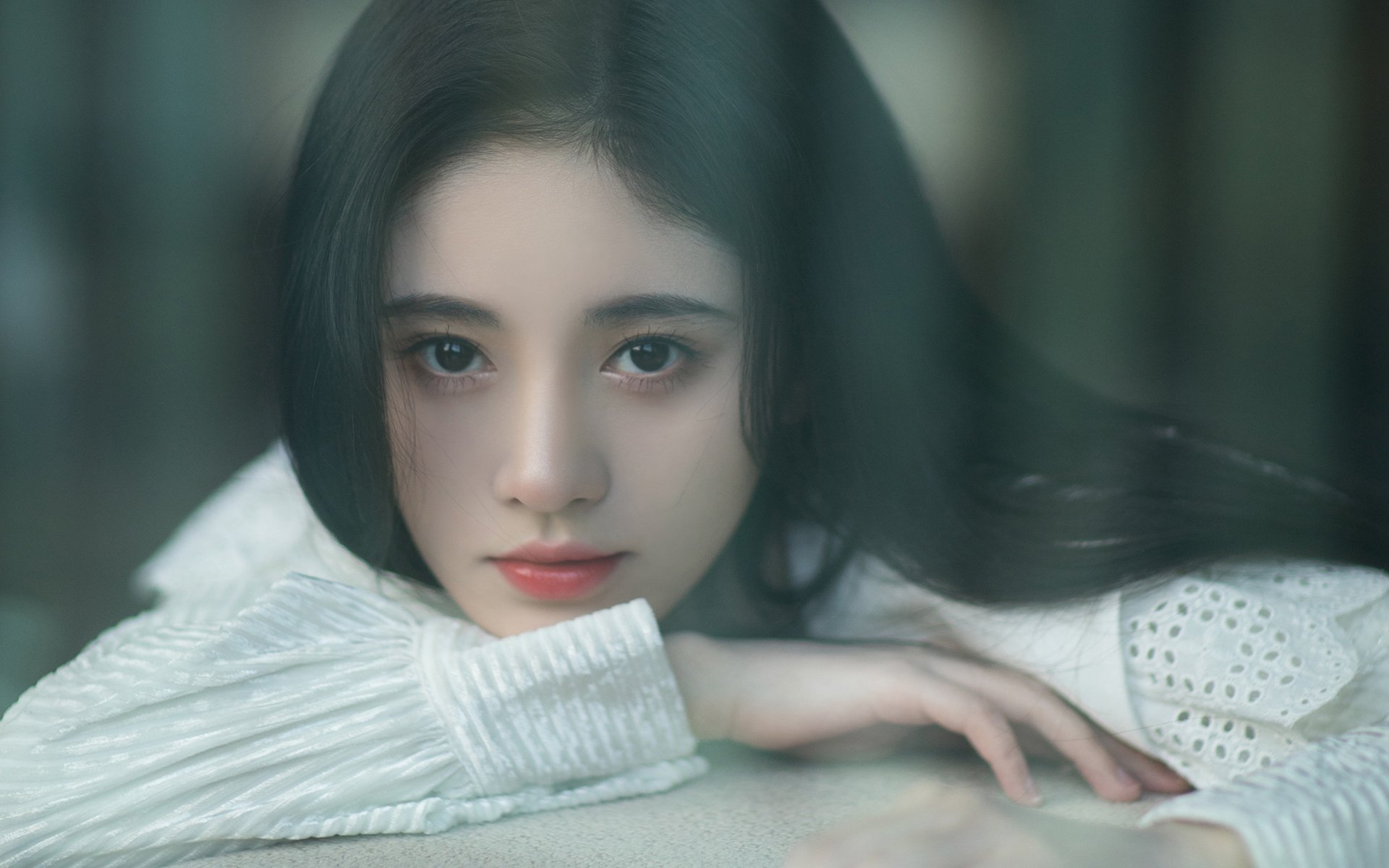 烛火与王座,佩德里的国家德比之夜,如何烧穿了足球的旧叙事