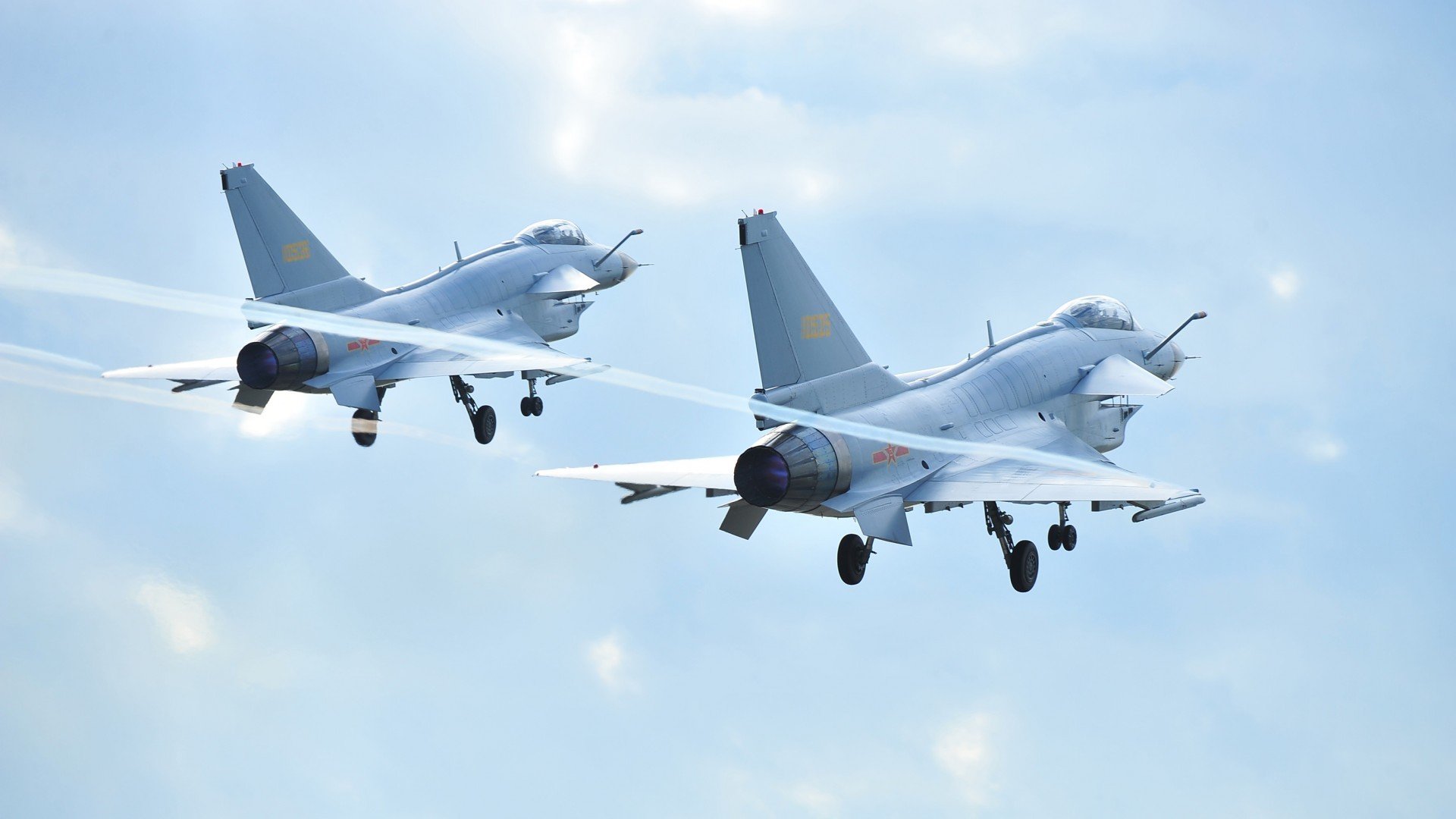 篮坛巨人在足球之夜起舞，文班亚马的救赎史诗