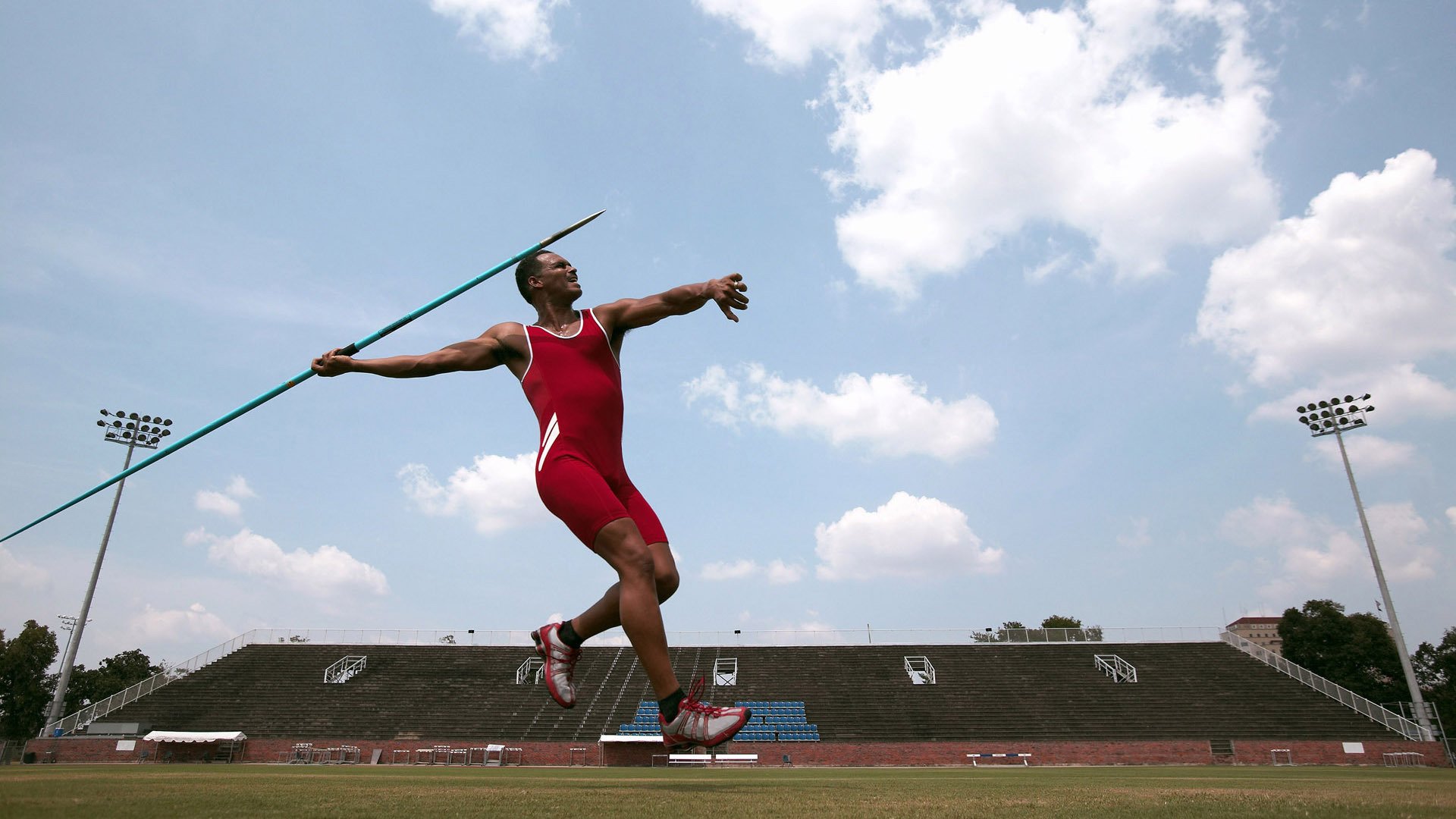 2026世界杯之夜，当哈利伯顿接管了玫瑰碗球场